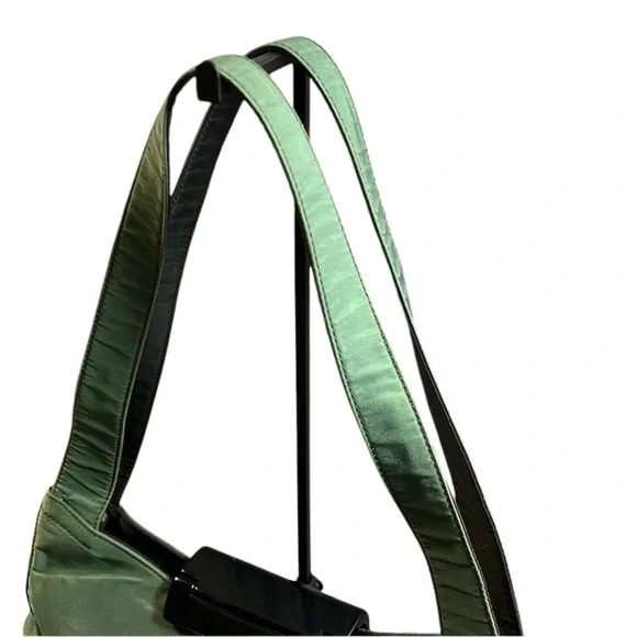 PRADA LUX Emerald/Olive GREEN Tessuto NYLON Lucite Clasp Shoulder
RARE - Picture 9 of 13